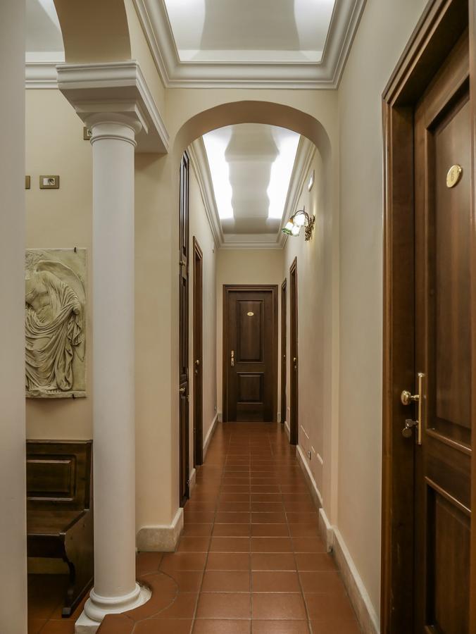 4 Coronati Roma Esterno foto