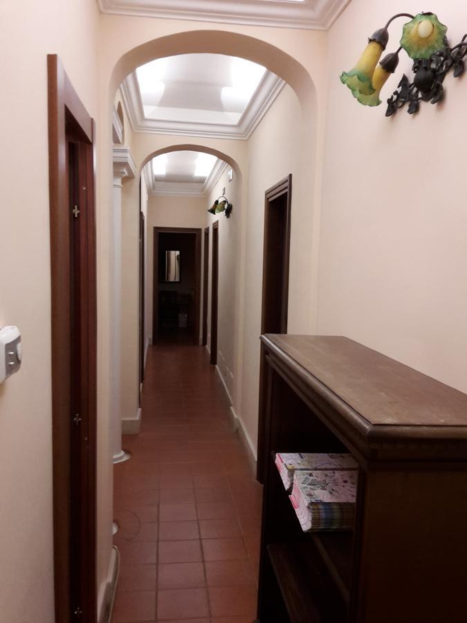 4 Coronati Roma Esterno foto